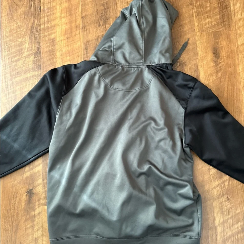 Legendary Whitetails zip up - Picture 4 of 4